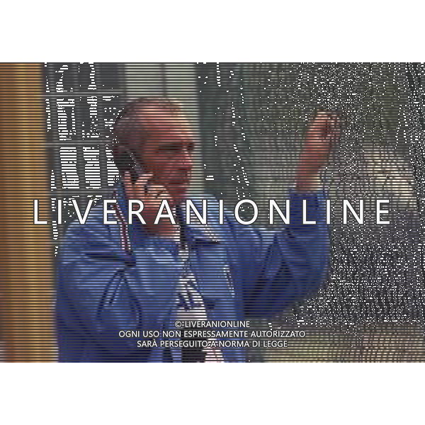 1998-1999 ALLENAMENTO SAMPDORIA NELLA FOTO GIORGIO AJAZZONE TEAM MANAGER SAMPDORIA CALCIO AG ALDO LIVERANI SAS