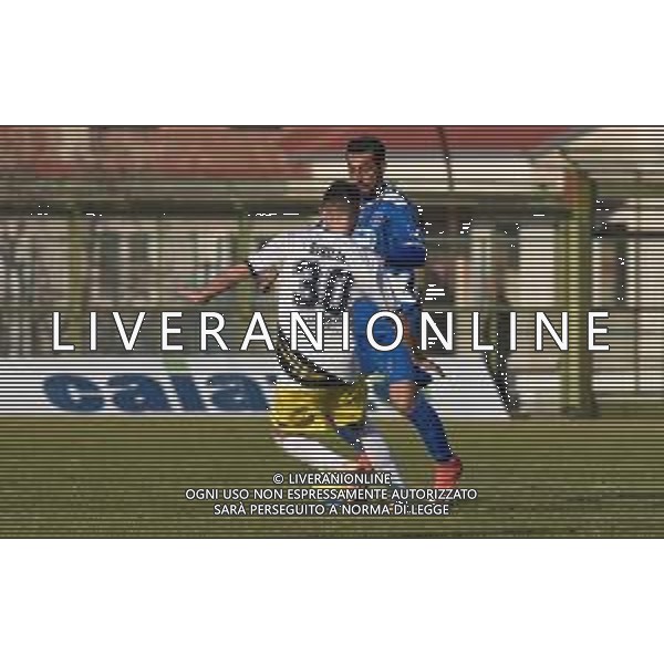 Campionato di Calcio Serie C - Lega Pro 2019/2020 Pagani (SA), Italia 22/01/2020 Paganese vs Viterbese Nella foto: Francesco Scarpa (10) Paganese Calcio 1926 contrastato da Davide Sibilia (30) A.S. Viterbese FOTO ANDREA D\'AMICO-ALESSIO MARINI-AG ALDO LIVERANI SAS