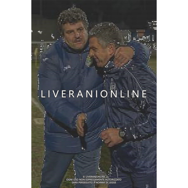 Campionato di Calcio Serie C - Lega Pro 2019/2020 Carrara, Italia 22/01/2020 Carrarese vs Pontedera Nella foto: L\'abbraccio tra i due tecnici Silvio Baldini a sinistra e Ivan Maraia a destra FOTO FABIO FAGIOLINI-ALESSIO MARINI-AG ALDO LIVERANI SAS