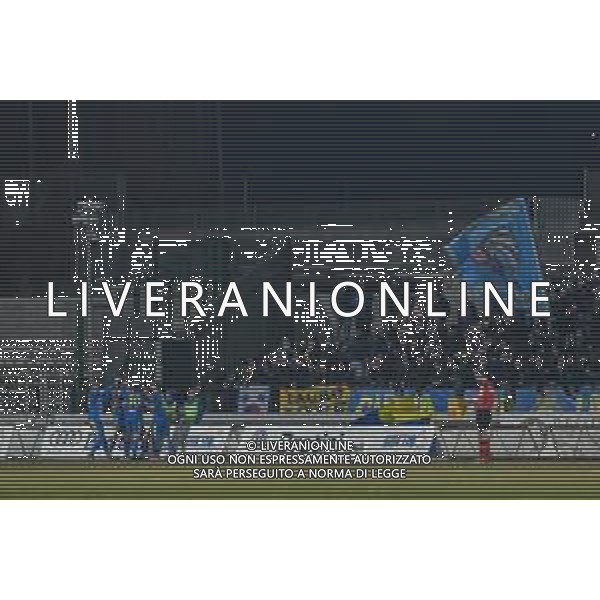 Campionato di Calcio Serie C - Lega Pro 2019/2020 Carrara, Italia 22/01/2020 Carrarese vs Pontedera Nella foto: Cassio Cardoselli (C) festeggia il pareggio della Carrarese con i compagni sotto i propri tifosi FOTO FABIO FAGIOLINI-ALESSIO MARINI-AG ALDO LIVERANI SAS
