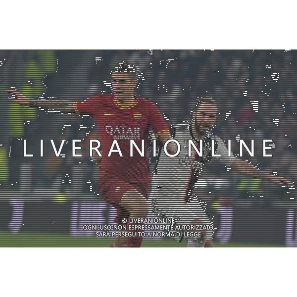 Torino 22.01.2020 Stadio Allianz Stadium ©Alessandro Falzone/Agenzia Aldo Liverani 22.01.2020 Quarti di finale Coppa Italia Juventus vs Roma 2019-20120 Nella foto : GONZALO HIGUAIN-GIANLUCA MANCINI ©/ AGENZIA ALDO LIVERANI SAS
