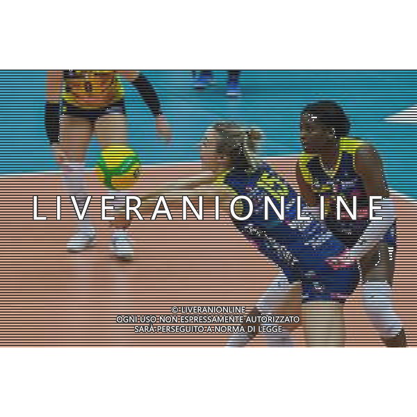 Volley Champions League Women 2019/2020 Treviso, Italia 22/01/2020 Imoco Volley Conegliano vs C.S.M. Volei Alba Blaj Nella foto: Ricezione in bagher di Kimberly Hill FOTO FLAVIO PAVANELLO-ALESSIO MARINI-AG ALDO LIVERANI SAS