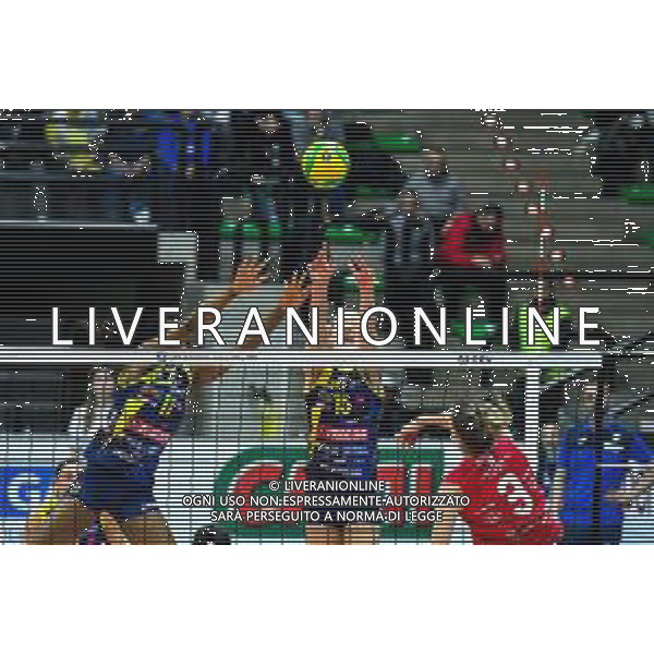 Volley Champions League Women 2019/2020 Treviso, Italia 22/01/2020 Imoco Volley Conegliano vs C.S.M. Volei Alba Blaj Nella foto: Muro di Kimberly Hill FOTO FLAVIO PAVANELLO-ALESSIO MARINI-AG ALDO LIVERANI SAS