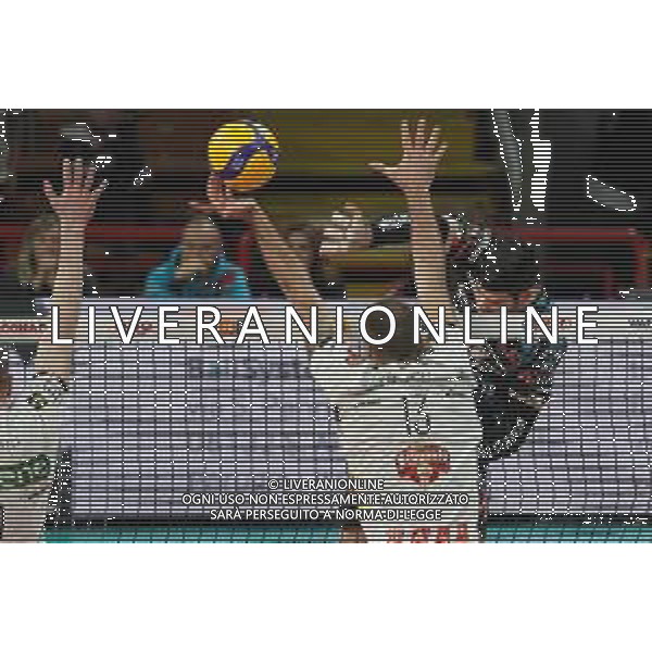 Coppa Italia di Volley 2019/2020 Perugia, Italia 22/01/2020 Quarti di finale - Sir Safety Conad Perugia vs Kioene Padova Nella foto: filippo lanza (n.10 schiacciatore sir safety conad perugia) schiaccia FOTO LORIS CERQUIGLINI-ALESSIO MARINI-AG ALDO LIVERANI SAS