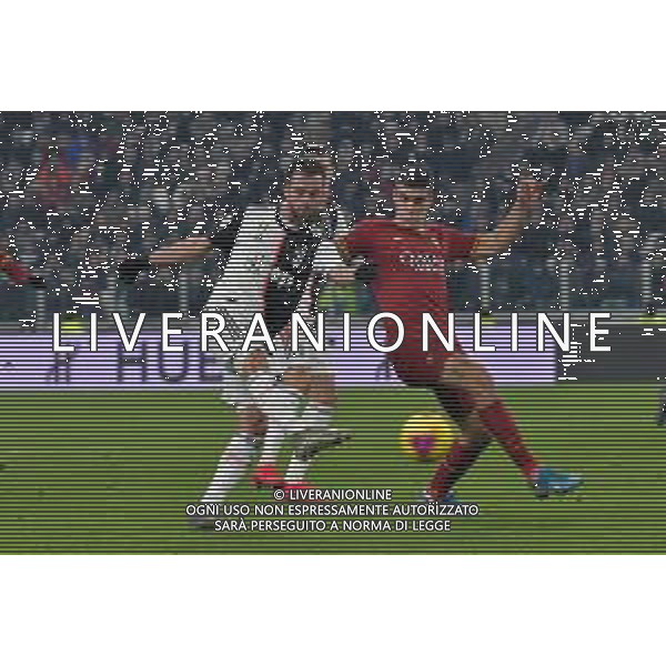 Torino 22.01.2020 Stadio Allianz Stadium ©Alessandro Falzone/Agenzia Aldo Liverani 22.01.2020 Quarti di finale Coppa Italia Juventus vs Roma 2019-20120 Nella foto : MIRALEM PJANIC-GIANLUCA MANCINI ©/ AGENZIA ALDO LIVERANI SAS