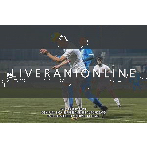 Campionato di Calcio Serie C - Lega Pro 2019/2020 Carrara, Italia 22/01/2020 Carrarese vs Pontedera Nella foto: Paolo Ropolo (P) anticipa Elio Calderini (C) FOOT FABIO FAGIOLINI-ALESSIO MARINI-AG ALDO LIVERANI SAS