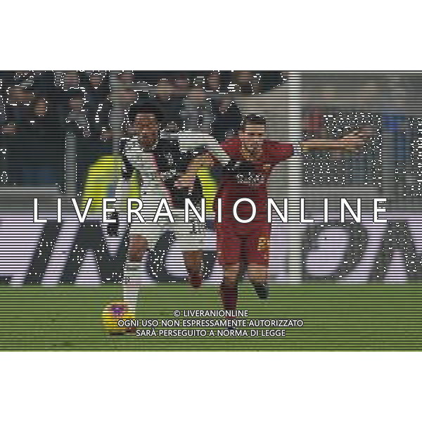 Torino 22.01.2020 Allianz Stadium Juventus vs Roma Quarti di finale Coppa Italia Tim 2019/2020 ©Viganti/Agenzia Aldo Liverani Nella foto: juan cuadrado e alessandro florenzi ©/ AGENZIA ALDO LIVERANI SAS