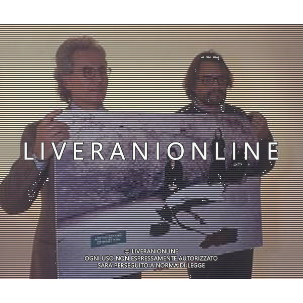 RETROSPETTIVA LUCIANO BENETTON INDUSTRIALE POLITICO FONDATORE DEL GRUPPO BENETTON NELLA FOTO LUCIANO BENETTON ON IL FOTOGRAFO OLIVIERO TOSCANI AG ALDO LIVERANI SAS