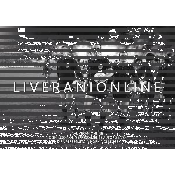 01-03-1989 TORINO QUARTI DI FINALE DI COPPA UEFA JUVENTUS NAPOLI 2-0 NELLA FOTO ARBITRO COURTNEY AG ALDO LIVERANI SAS