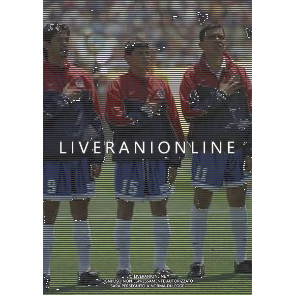 RETROSPETTIVA MIGUEL BENITEZ CALCIATORE NELLA FOTO MIGUEL BENITEZ CON LA MAGLIA DEL PARAGUAY AI MONDIALI DI CALCIO FRANCIA 1998 AG ALDO LIVERANI SAS