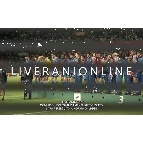 MONDIALI FRANCIA 1998 PREMIAZIONE DELLA NAZIONALE DELLA CROAZIA 3 CLASSIFICATA NELLA FOTO I GIOCATORI DELLA NAZIONALE DELLA CROAZIA FESTEGGIANO LA CONQUISTA DEL 3 POSTO AI MONDIALI FRANCIA 1998 AG ALDO LIVERANI SAS
