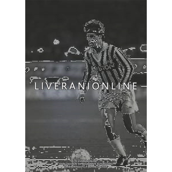 07-12-1988 TORINO OTTAVI DI FINALE DI COPPA UEFA RITORNO JUVENTUS RFC LIEGI 1-0 NELLA FOTO MICHAEL LAUDRUP AG ALDO LIVERANI SAS