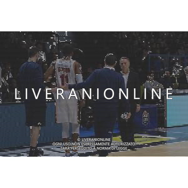 Campionato di Basket Serie A 2019/2020 Cremona, Italia 26/01/2020 Vanoli Basket Cremona vs Virtus Roma Nella foto: Jerome Dyson della Virtus Roma esce dal campo dopo l\'infortunio © Matteo Casoni - Alessio Marini / AGENZIA ALDO LIVERANI SAS