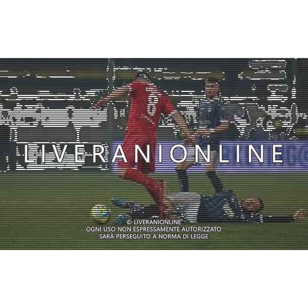 Campionato di Calcio Serie C - Lega Pro 2019/2020 Cava dei Tirreni, Italia 25/01/2020 Cavese vs Teramo Nella foto: Domenico Germinale (18) Cavese 1919 interviene in scivolata su Andrea Arrigoni (8) Teramo Calcio 1913 FOTO ANDREA D\'AMICO-ALESSIO MARINI-AG ALDO LIVERANI SAS