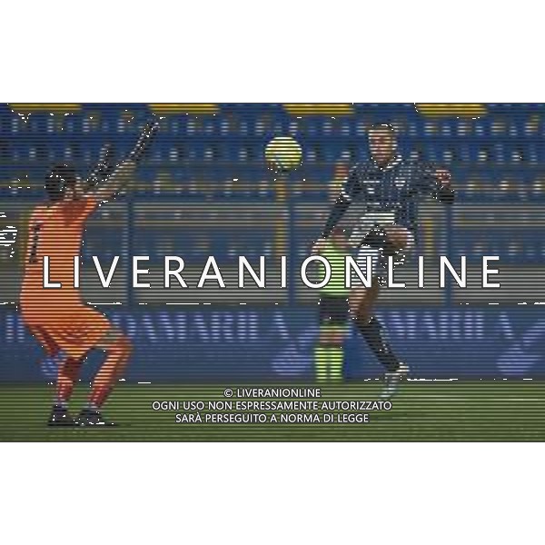 Campionato di Calcio Serie C - Lega Pro 2019/2020 Cava dei Tirreni, Italia 25/01/2020 Cavese vs Teramo Nella foto: Nunzio Di Roberto (7) Cavese 1919 si vede annullato il goal del possibile 1 0 © Andrea D\'Amico - Alessio Marini / AGENZIA ALDO LIVERANI SAS