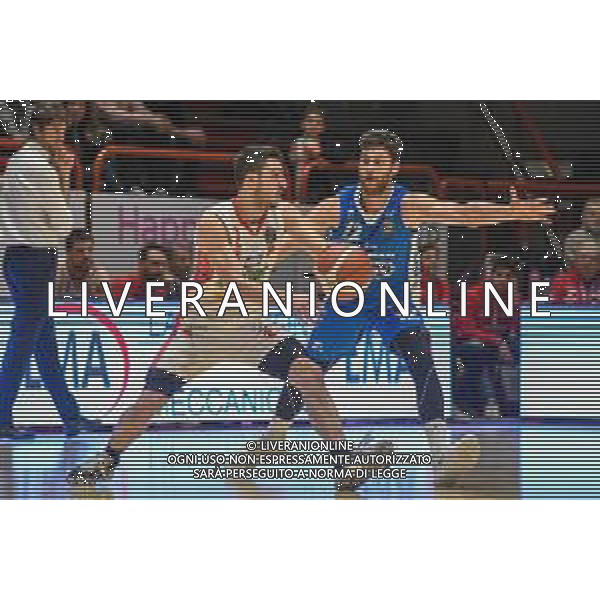 Campionato di Basket Serie A 2019/2020 Pistoia, Italia 26/01/2020 OriOra Pistoia vs De Longhi Treviso Basket Nella foto: Gianluca Della Rosa (P) in regia su Matteo Imbro (T) FOTO FABIO FAGIOLINI-ALESSIO MARINI-AG ALDO LIVERANI SAS