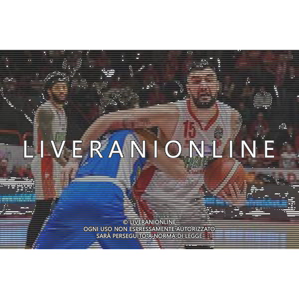 Campionato di Basket Serie A 2019/2020 Pistoia, Italia 26/01/2020 OriOra Pistoia vs De Longhi Treviso Basket Nella foto: Lorenzxo Uglietti (T) falloso su Aristide Landi (P) FOTO FABIO FAGIOLINI-ALESSIO MARINI-AG ALDO LIVERANI SAS