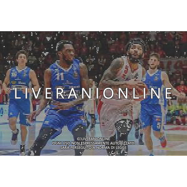 Campionato di Basket Serie A 2019/2020 Pistoia, Italia 26/01/2020 OriOra Pistoia vs De Longhi Treviso Basket Nella foto: Terran Petteway (P) vola a canestro su Jordan Parks (T) FOTO FABIO FAGIOLINI-ALESSIO MARINI-AG ALDO LIVERANI SAS