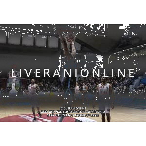 Campionato di Basket Serie A 2019/2020 Cremona, Italia 26/01/2020 Vanoli Basket Cremona vs Virtus Roma Nella foto: Wesley Saunders della Vanoli Cremona schiaccia a canestro FOTO MATTEO CASONI-ALESSIO MARINI-AG ALDO LIVERANI SAS