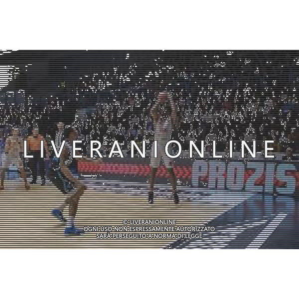 Campionato di Basket Serie A 2019/2020 Cremona, Italia 26/01/2020 Vanoli Basket Cremona vs Virtus Roma Nella foto: William Bufors della Virtus Roma al tiro dalla lunga distanza FOTO MATTEO CASONI-ALESSIO MARINI-AG ALDO LIVERANI SAS