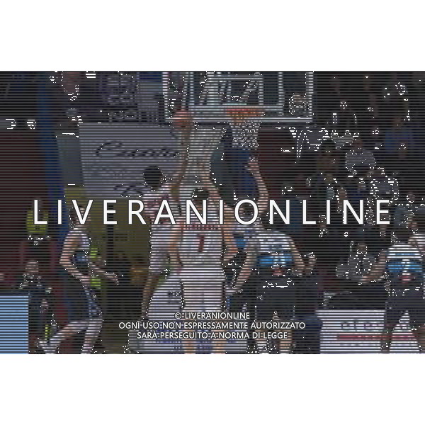 Campionato di Basket Serie A 2019/2020 Cremona, Italia 26/01/2020 Vanoli Basket Cremona vs Virtus Roma Nella foto: William Bufors della Virtus Roma appoggia al tabellone FOTO MATTEO CASONI-ALESSIO MARINI-AG ALDO LIVERANI SAS