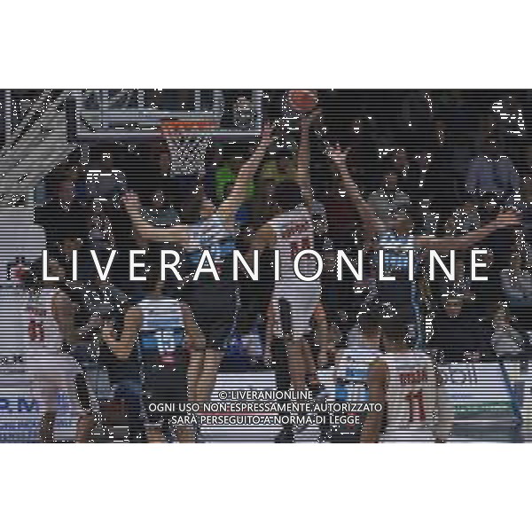 Campionato di Basket Serie A 2019/2020 Cremona, Italia 26/01/2020 Vanoli Basket Cremona vs Virtus Roma Nella foto: William Bufors della Virtus Roma al tiro dal pitturato FOTO MATTEO CASONI-ALESSIO MARINI-AG ALDO LIVERANI SAS
