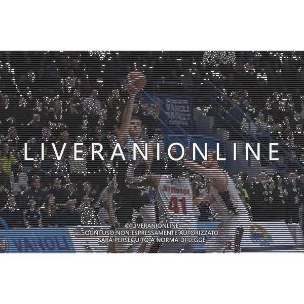 Campionato di Basket Serie A 2019/2020 Cremona, Italia 26/01/2020 Vanoli Basket Cremona vs Virtus Roma Nella foto: Vojislav Stojanovic della Vanoli Cremona al tiro FOTO MATTEO CASONI-ALESSIO MARINI-AG ALDO LIVERANI SAS