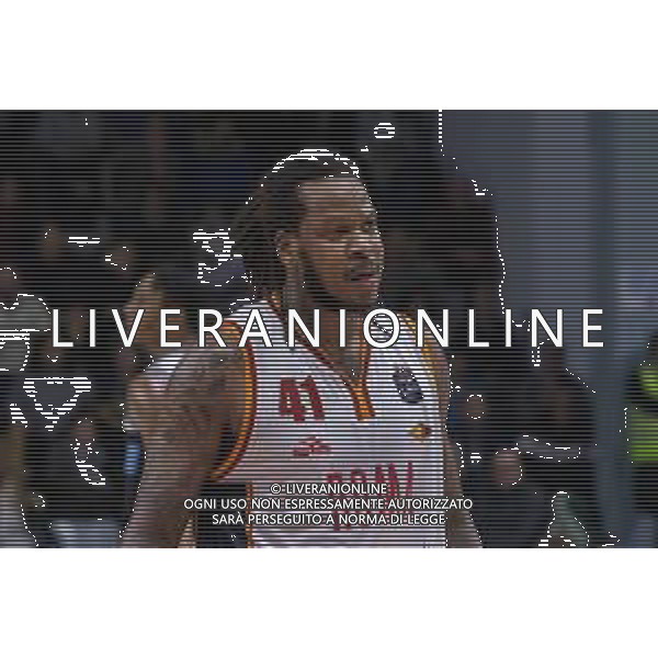 Campionato di Basket Serie A 2019/2020 Cremona, Italia 26/01/2020 Vanoli Basket Cremona vs Virtus Roma Nella foto: Davon Jefferson della Virtus Roma protesta FOTO MATTEO CASONI-ALESSIO MARINI-AG ALDO LIVERANI SAS