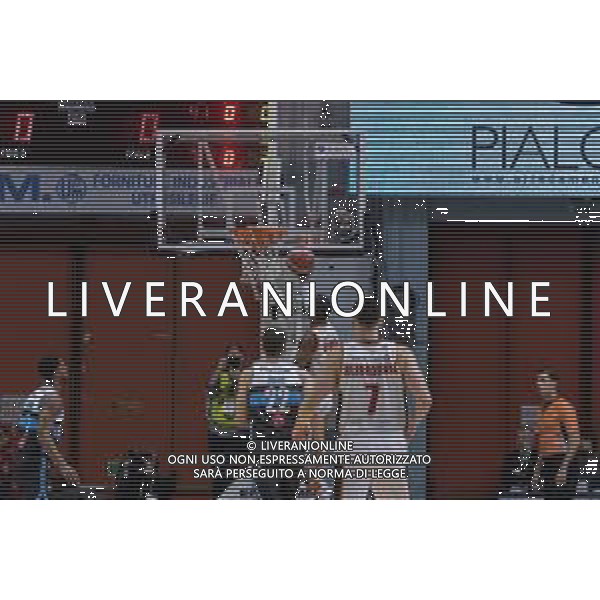 Campionato di Basket Serie A 2019/2020 Cremona, Italia 26/01/2020 Vanoli Basket Cremona vs Virtus Roma Nella foto: Jerome Dyson della Virtus Roma in appoggio al canestro FOTO MATTEO CASONI-ALESSIO MARINI-AG ALDO LIVERANI SAS