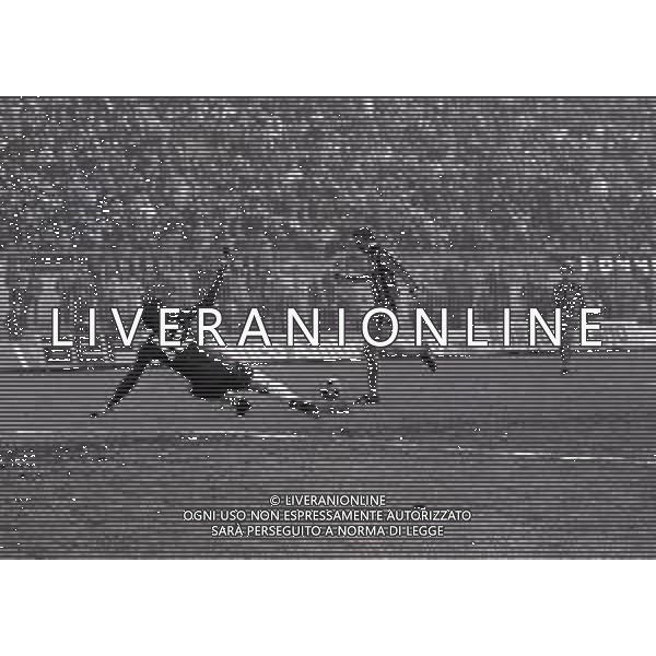 04-01-1981 MILANO TORNEO DI CAPODANNO INTER BRESCIA 2-0 NELLA FOTO TIRO HERBERT PROHASKA AG ALDO LIVERANI SAS