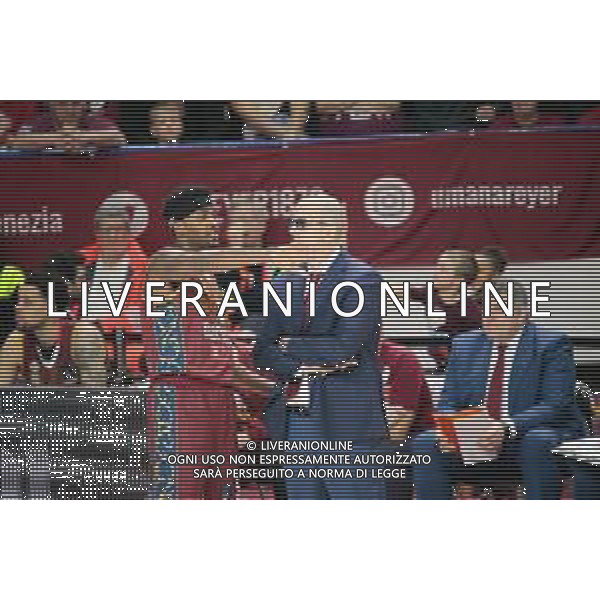 Basket EuroCup 2019/2020 Venezia, Italia 28/01/2020 Umana Reyer Venezia vs Promitheas Patras Nella foto: Julyan Stone (Umana Reyer Venezia) con l\'allenatore dell\'Umana Reyer Venezia Walter De Raffaele FOTO MATTIA RADONI- LAESSIO MARINI-AG ALDO LIVERANI