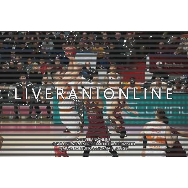 Basket EuroCup 2019/2020 Venezia, Italia 28/01/2020 Umana Reyer Venezia vs Promitheas Patras Nella foto: il tiro di Leonidas Kaselakis (Promitheas Patras) FOTO MATTIA RADONI- LAESSIO MARINI-AG ALDO LIVERANI