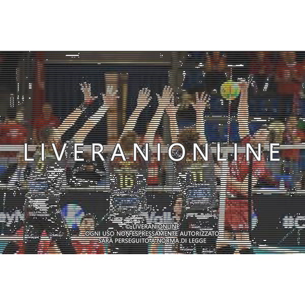 Volley Champions League Men 2019/2020 Civitanova, Italia 28/01/2020 Cucine Lube Civitanova vs Jihostroj Ceske Budejovice Nella foto: Muro Cucine Lube Civitanova Juantorena Osmany (Cucine Lube Civitanova) Bieniek Mateusz (Cucine Lube Civitanova) Rychlicki Kamil (Cucine Lube Civitanova) FOTO ROBERTO BATOMEOLI-ALESSIO MARINI-AG ALDO LIVERANI SAS