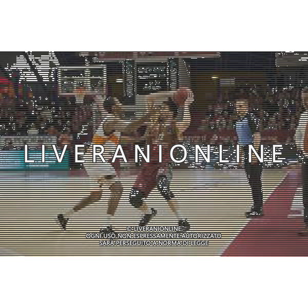 Basket EuroCup 2019/2020 Venezia, Italia 28/01/2020 Umana Reyer Venezia vs Promitheas Patras Nella foto: Ariel Filloy (Umana Reyer Venezia) in azione con Langston Hall (Promitheas Patras) FOTO MATTIA RADONI-ALESSIO MARINI-AG ALDO LIVERANI SAS