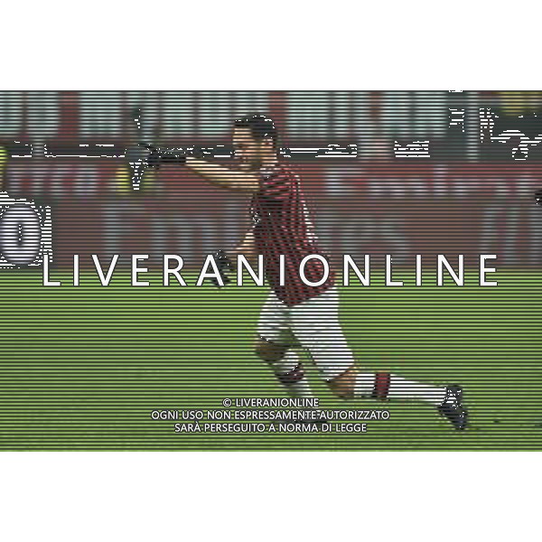 esultanza di Hakan Calhanoglu dopo il gol del 2 a 2 Milan Milan vs Torino Coppa Italia - quarti di finale Milano 28-01-2020 Stadio Giuseppe Meazza - San Siro foto Roberto Garavaglia - ag. Aldo Liverani sas / AGENZIA ALDO LIVERANI SAS