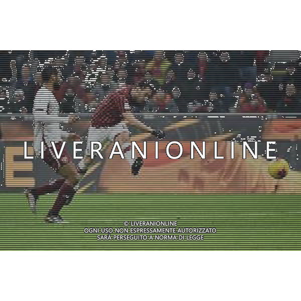 il secondo gol di hakan Calhanoglu del 3 a 2 Milan Milan vs Torino Coppa Italia - quarti di finale Milano 28-01-2020 Stadio Giuseppe Meazza - San Siro foto Roberto Garavaglia - ag. Aldo Liverani sas / AGENZIA ALDO LIVERANI SAS