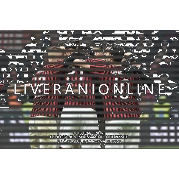 esultanza di zlatan Ibrahimovic dopo il gol del 4 a 2 Milan abbraccio Milan vs Torino Coppa Italia - quarti di finale Milano 28-01-2020 Stadio Giuseppe Meazza - San Siro foto Roberto Garavaglia - ag. Aldo Liverani sas / AGENZIA ALDO LIVERANI SAS