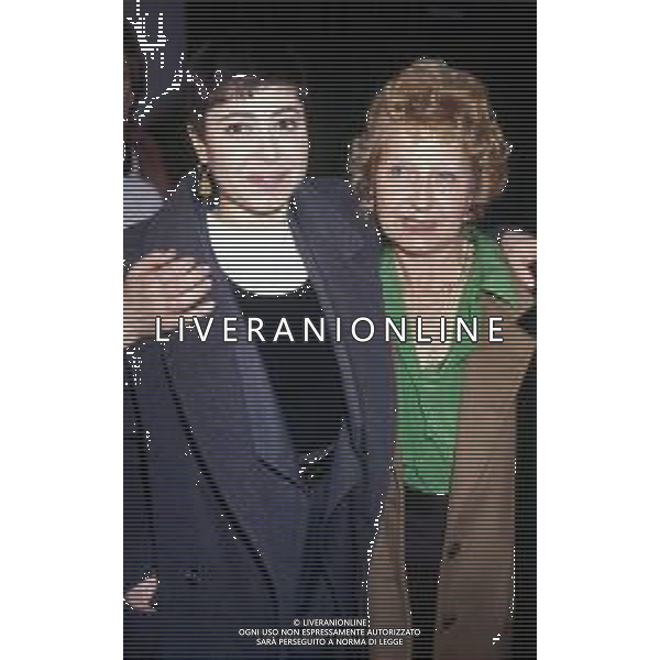 GERARDINA TROVATO, Cantautrice Italiana - RETROSPETTIVA Nella foto con la mamma Agata Russo ©ARCHIVIO AGENZIA ALDO LIVERANI SAS