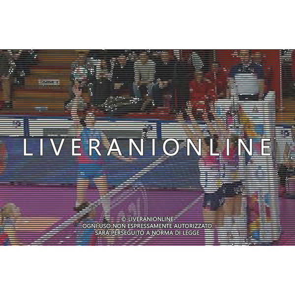 Volley Coppa Italia Femminile 2019/2020 Novara, Italia 29/01/2020 Igor Gorgonzola Novara vs Saugella Monza Nella foto: Schiacciata di Floortje Meijners Atsur, 14 (Saugella Monza) FOTO LISA GUGLIELMI-ALESSIO MARINI-AG ALDO LIVERANI SAS