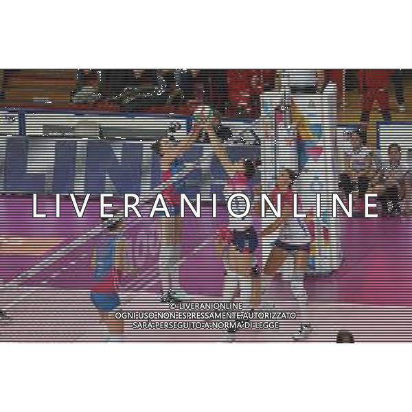 Volley Coppa Italia Femminile 2019/2020 Novara, Italia 29/01/2020 Igor Gorgonzola Novara vs Saugella Monza Nella foto: Serena Ortolani, 1 (Saugella Monza) e Stefana Veljkovic, 17 (Igor Gorgonzola Novara) FOTO LISA GUGLIELMI-ALESSIO MARINI-AG ALDO LIVERANI SAS