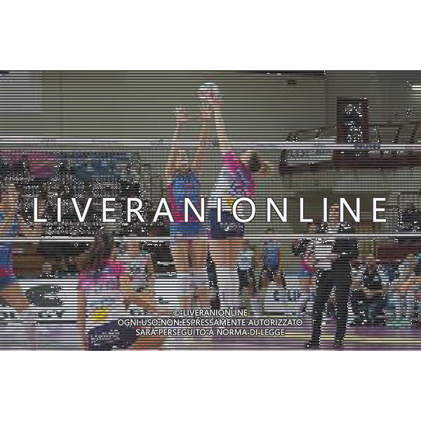 Volley Coppa Italia Femminile 2019/2020 Novara, Italia 29/01/2020 Igor Gorgonzola Novara vs Saugella Monza Nella foto: Micha Hancock, 12 (Igor Gorgonzola Novara) e Hanna Orthmann, 12 (Saugella Monza) FOTO SALVO BARBAGALLO-ALESSIO MARINI-AG ALDO LIVERANI SAS