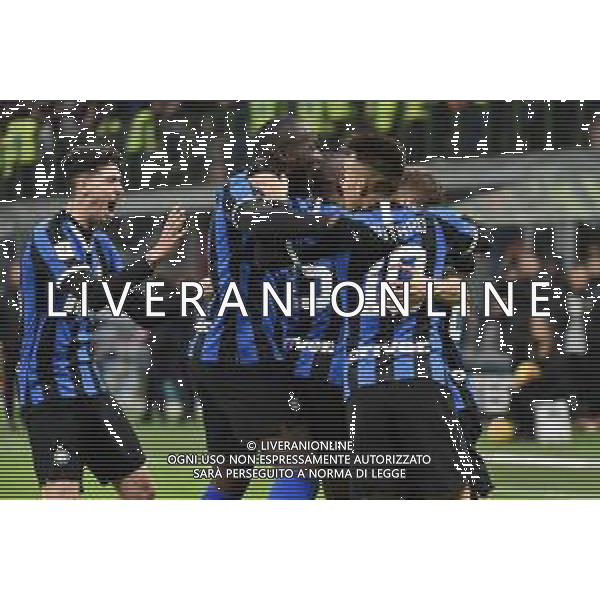 esultanza di Nicolo\' Barella dopo il gol del 2 a 1 Inter - abbraccio Inter vs Fiorentina Coppa Italia - quarti di finale Milano 29-01-2020 Stadio Giuseppe Meazza - San Siro foto Roberto Garavaglia - ag. Aldo Liverani sas/ AGENZIA ALDO LIVERANI SAS