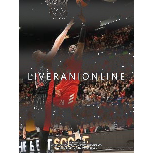 Basket EuroLeague 2019/2020 Milano, Italia 30/01/2020 AX Armani Exchange Milano vs FC Bayern Monaco Nella foto: Mathias Lessort del Bayer Monaco ostacolato da Gudaitis della AX Armani Exchange Olimpia Milano ©Savino Paolella - Alessio Marini AGENZIA ALDO LIVERANI SAS