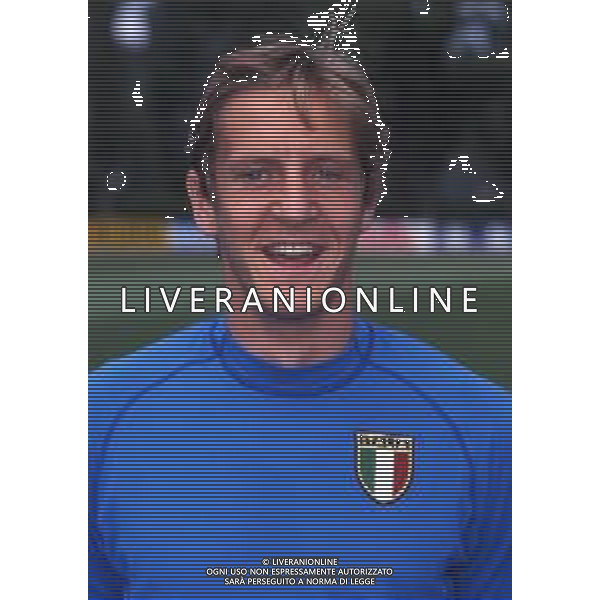RETROSPETTIVA MASSIMO AMBROSINI CALCIATORE NELLA FOTO MASSIMO AMBROSINI CON LA MAGLIA DELLA NAZIONALE ITALIANA AG ALDO LIVERANI SAS