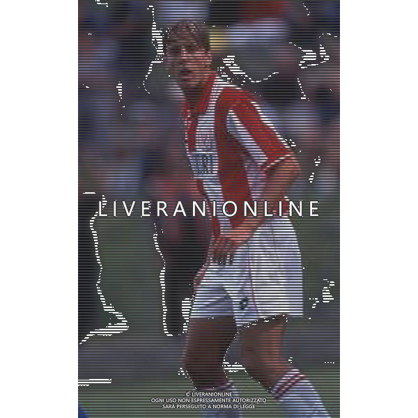 RETROSPETTIVA MASSIMO AMBROSINI CALCIATORE NELLA FOTO MASSIMO AMBROSINI CON LA MAGLIA DEL VICENZA CALCIO AG ALDO LIVERANI SAS