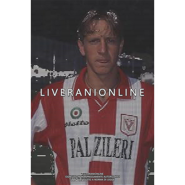 RETROSPETTIVA MASSIMO AMBROSINI CALCIATORE NELLA FOTO MASSIMO AMBROSINI CON LA MAGLIA DEL VICENZA CALCIO AG ALDO LIVERANI SAS