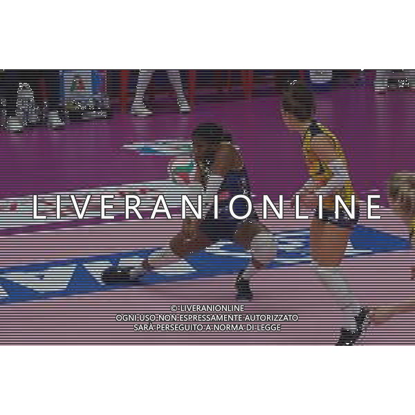 Volley Coppa Italia Femminile 2019/2020 Busto Arsizio, Italia 01/02/2020 Semifinali - Imoco Volley Conegliano vs Savino Del Bene Scandicci Nella foto: Bagher di Miriam Sylla, 17 (Imoco Volley Conegliano) FOTO SALVO BARBAGALLO-ALESSIO MARINI-AG ALDO LIVERANI SAS