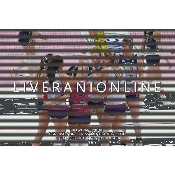Volley Coppa Italia Femminile 2019/2020 Busto Arsizio, Italia 01/02/2020 Semifinali - Imoco Volley Conegliano vs Savino Del Bene Scandicci Nella foto: Esultanza Savino Del Bene Scandicci FOTO SALVO BARBAGALLO-ALESSIO MARINI-AG ALDO LIVERANI SAS