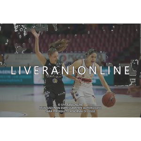 Campionato di Basket Serie A1 Femminile 2019/2020 Venezia, Italia 01/02/2020 Umana Reyer Venezia vs Della Fiore Broni Nella foto: Gaia Gorini (Umana Reyer Venezia) in azione con Anna Togliani (Della Fiore Broni) FOTO MATTIA RADONI-ALESSIO MARINI-AG ALDO LIVERANI SAS