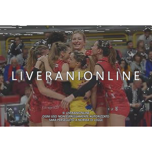 Volley Coppa Italia Femminile 2019/2020 Busto Arsizio, Italia 01/02/2020 Semifinali - Unet E-Work Busto Arsizio vs Saugella Monza Nella foto: esultanza Unet E-Work Busto Arsizio FOTO SALVO BARBAGALLO-ALESSIO MARINI-AG ALDO LIVERANI SAS